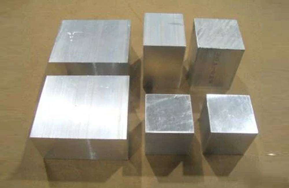 Aluminium Square Block in India